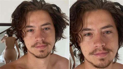 cole sprouse butt|Cole Sprouse Bares Butt In Cheeky Selfie: See Riverdale Co。